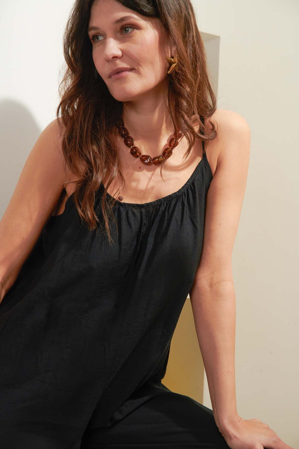 Kamila fait du 36 et porte une taille S*