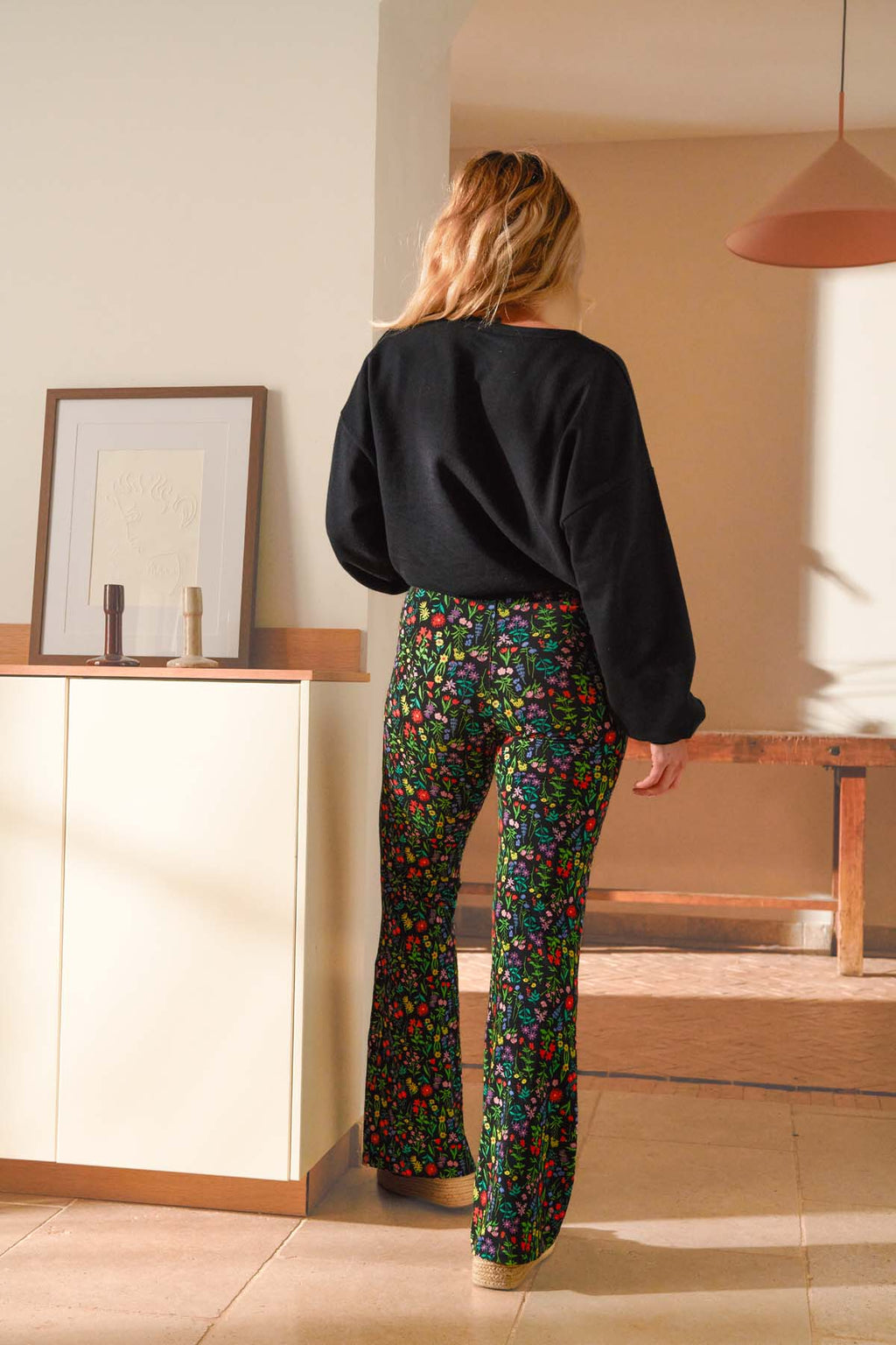 Julie fait du 38 et porte une taille M/L*