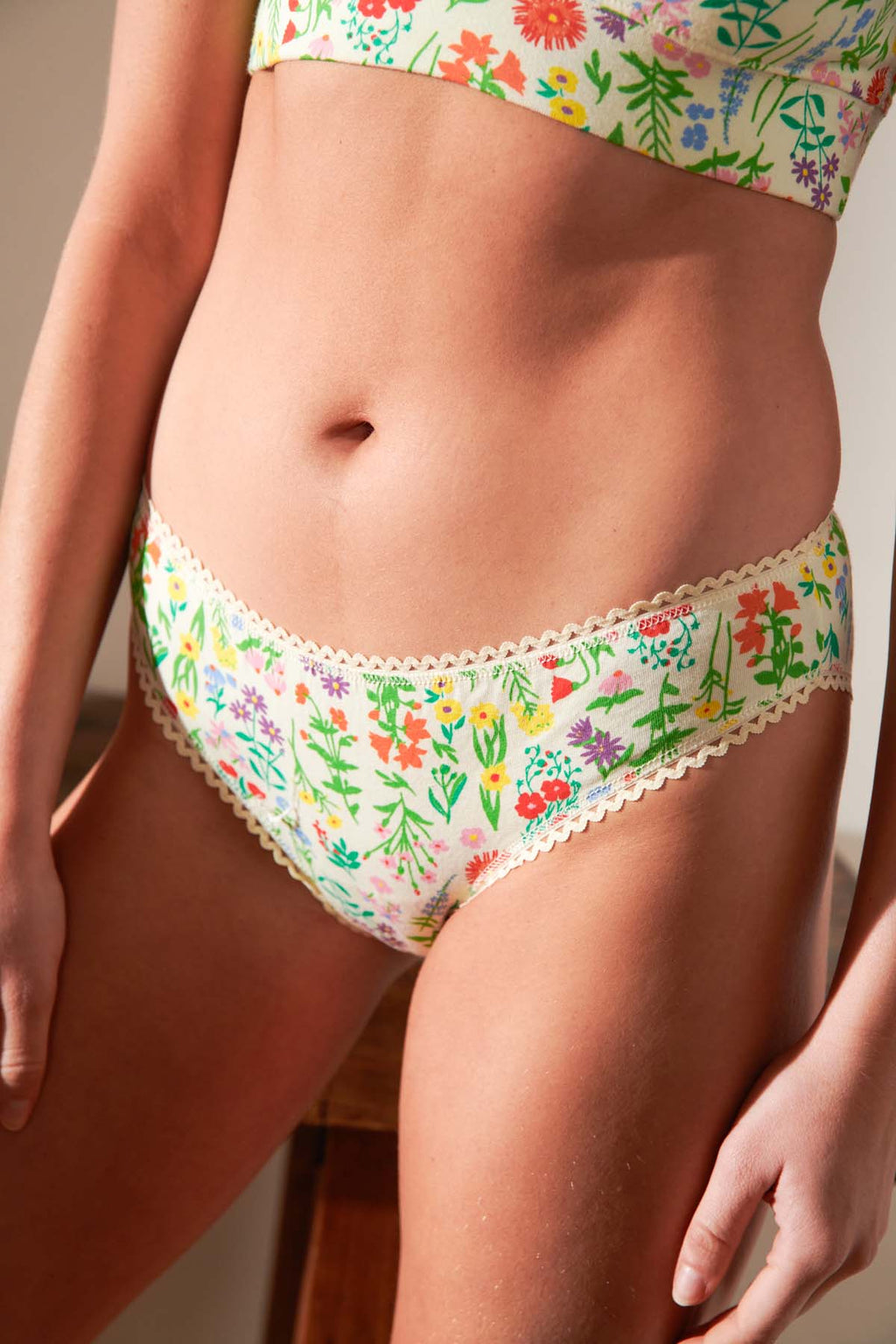 Violette fait du 34 et porte une taille XS*