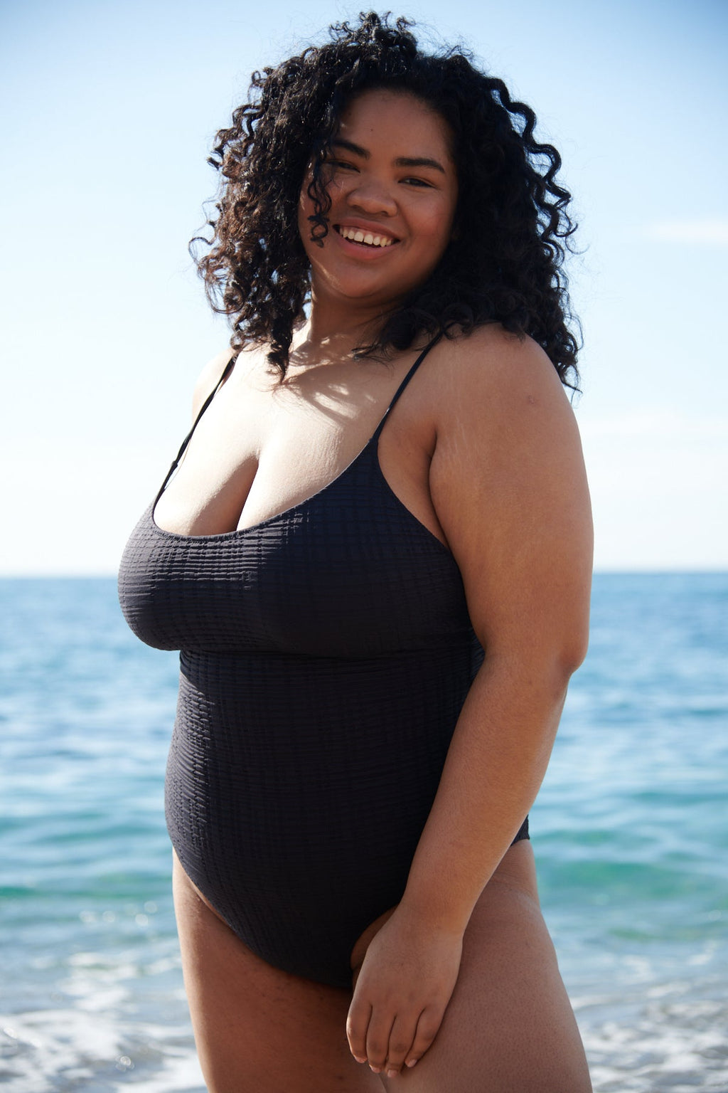 Hoby fait du 46 et porte une taille 2XL*