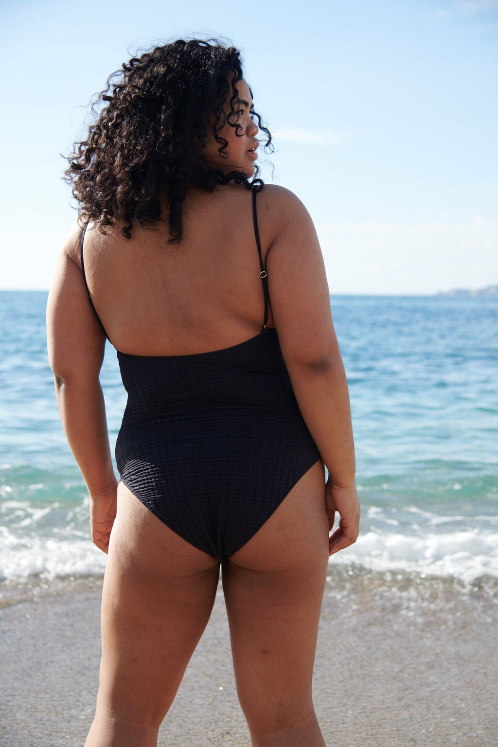 Hoby fait du 46 et porte une taille 2XL*