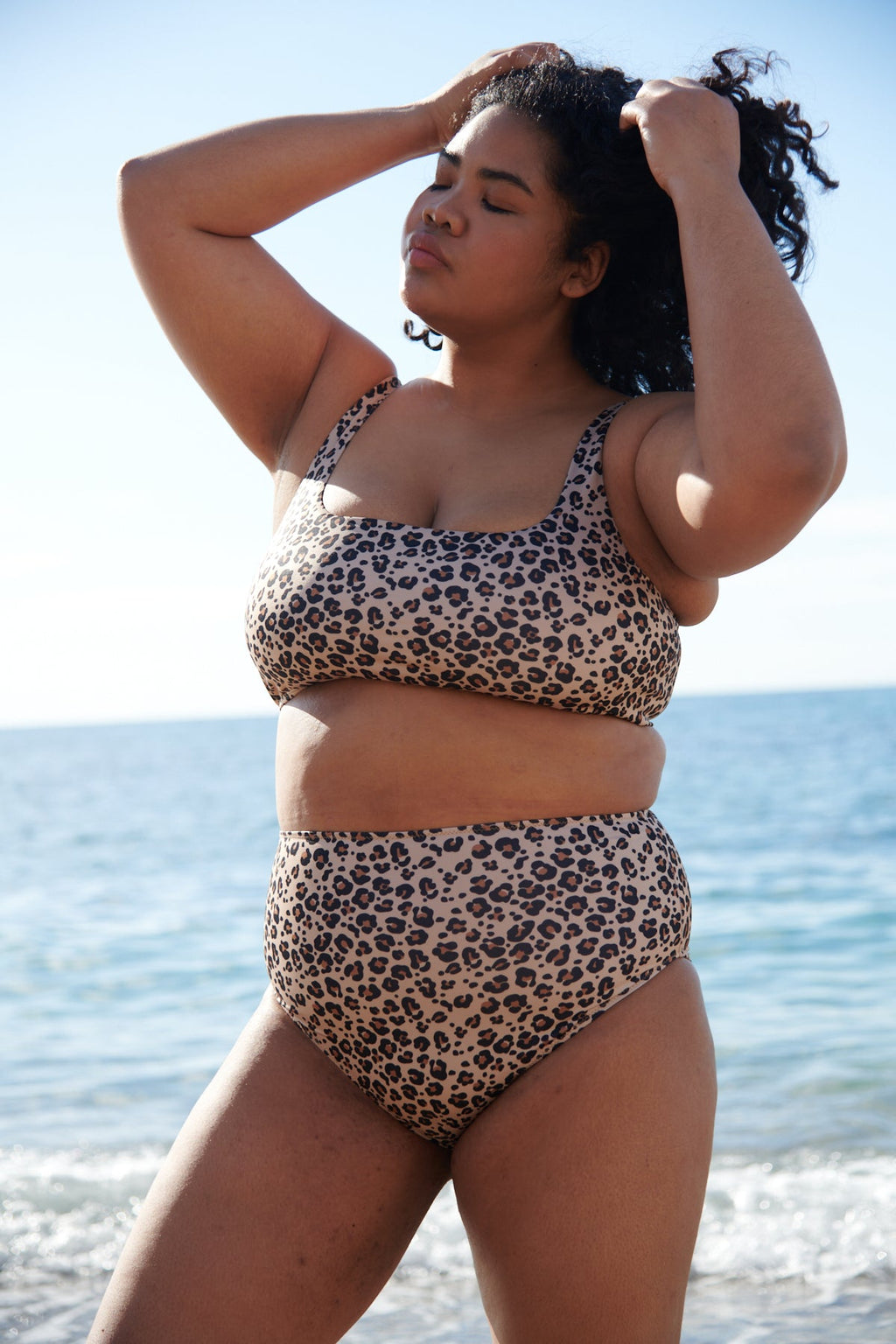 Hoby fait du 46 et porte du 2XL en bas*