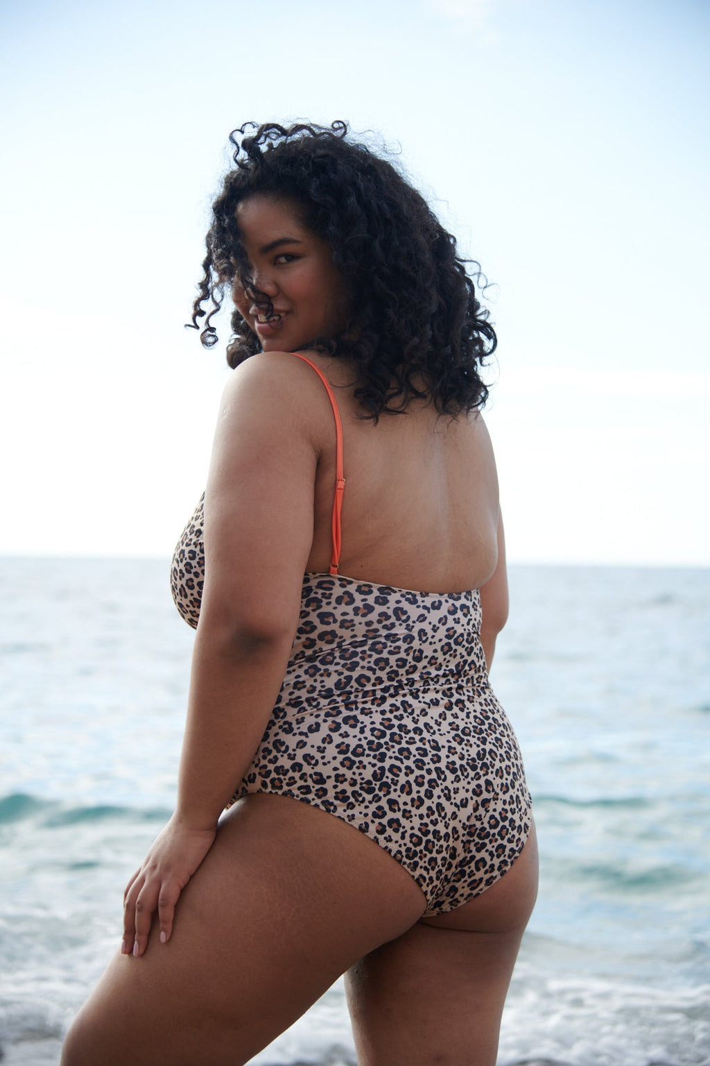 Hoby fait du 46 et porte une taille 2XL*