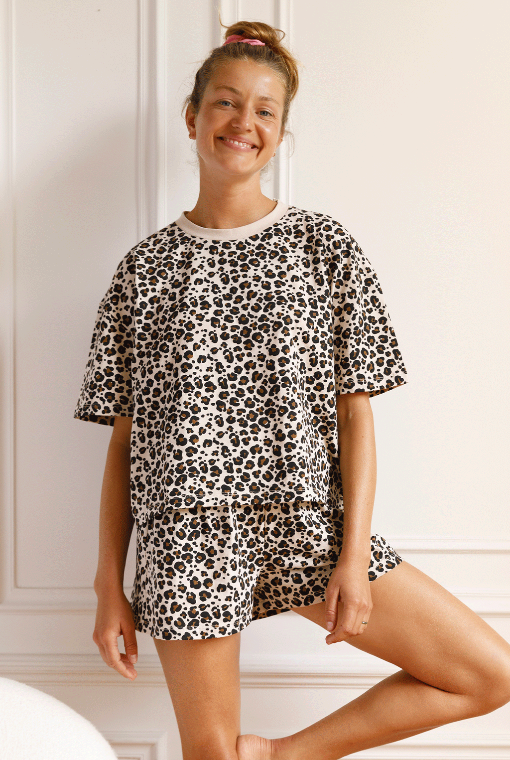 Violette fait 1m75 et du 36, elle porte une taille S*