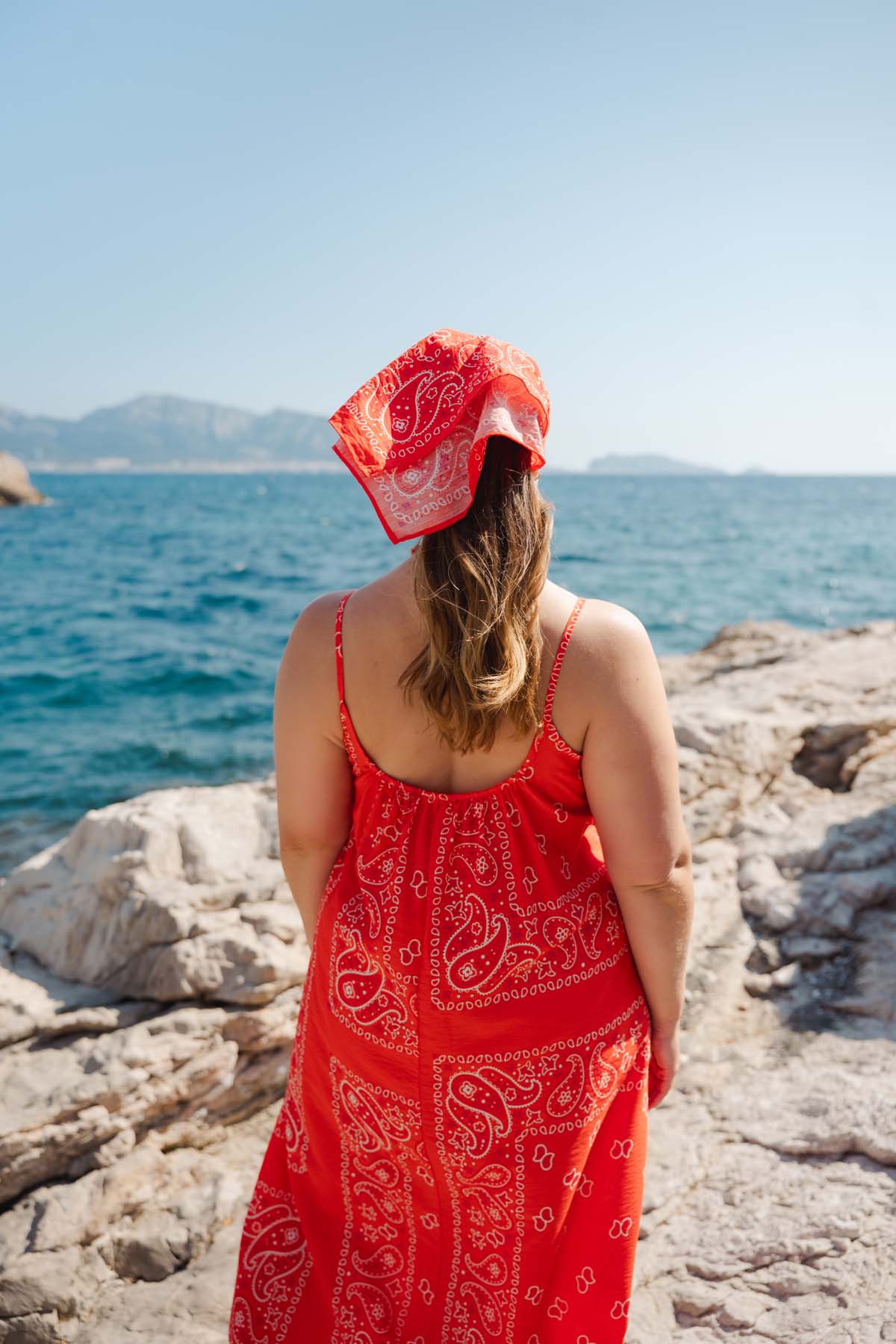 Isaure porte une taille L*
