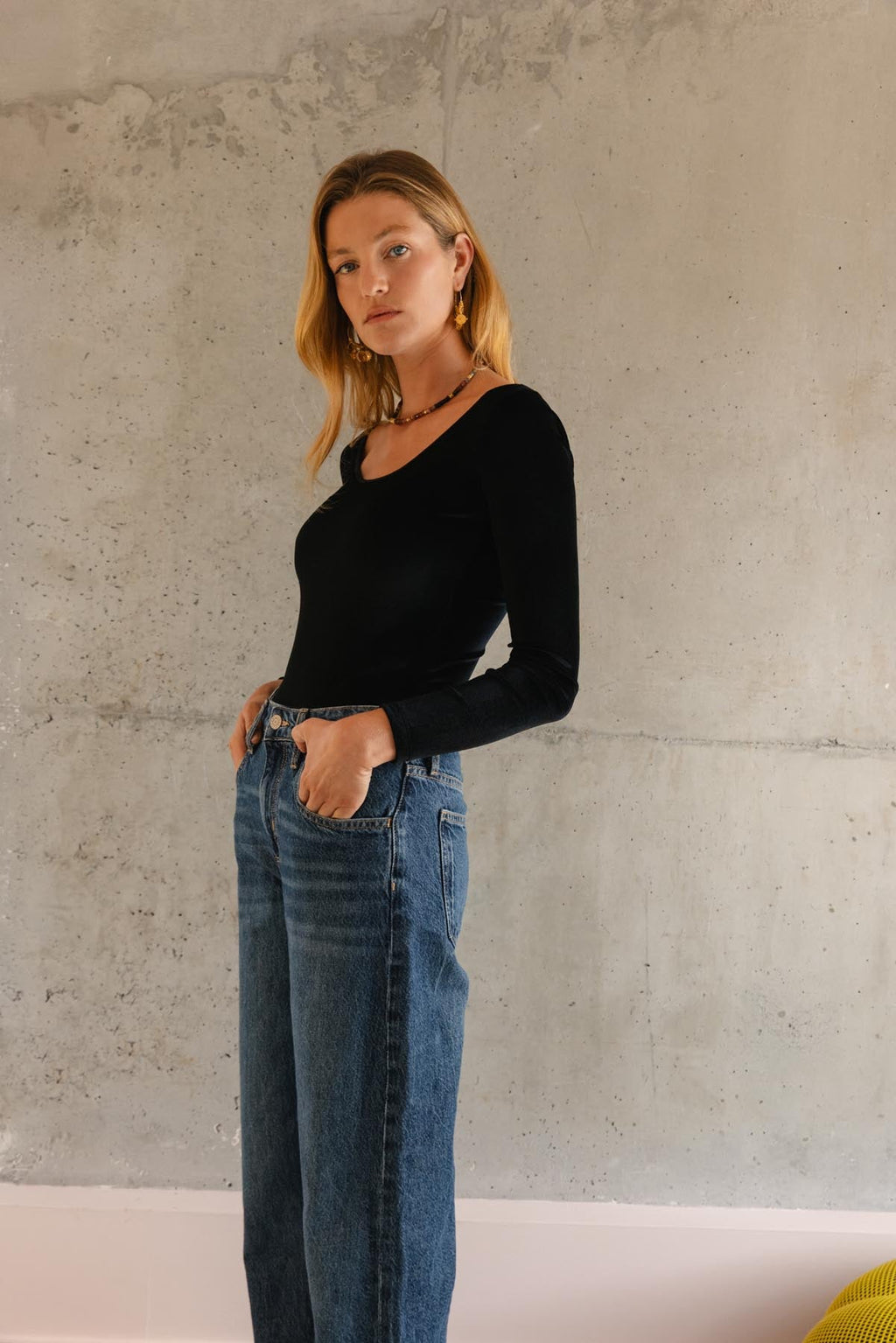 Violette fait du 34 et porte une taille XS*