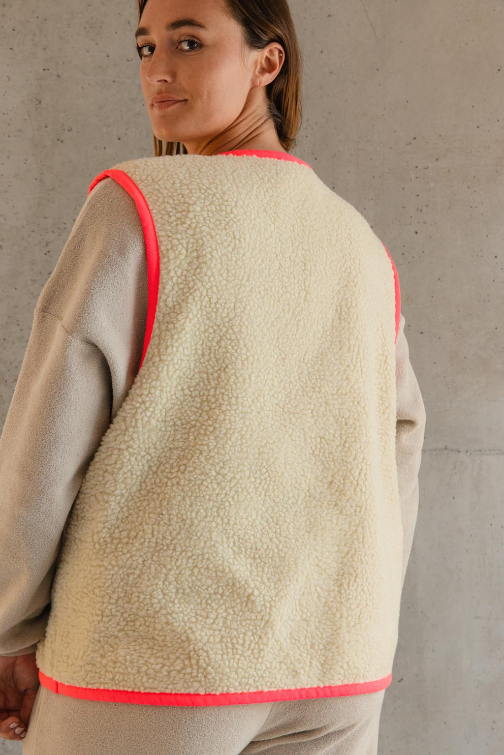 Lorea fait du 38 et porte une taille T2*