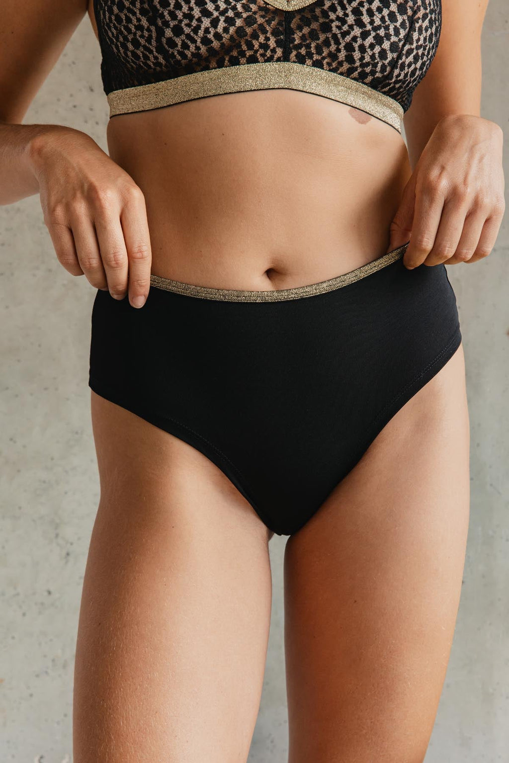 Violette fait du 34 et porte une taille XS*