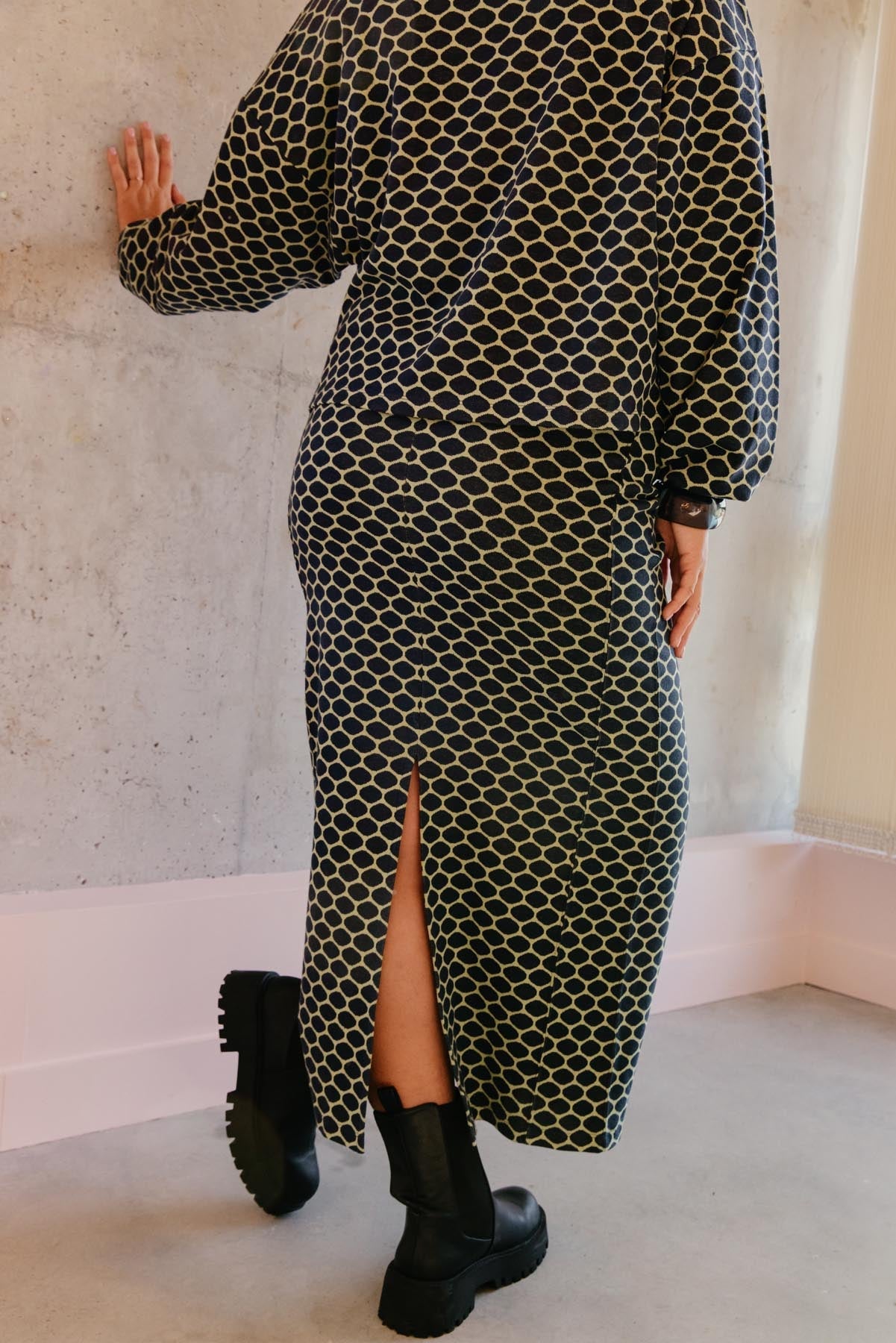 Lorea fait du 38 et porte une taille M*