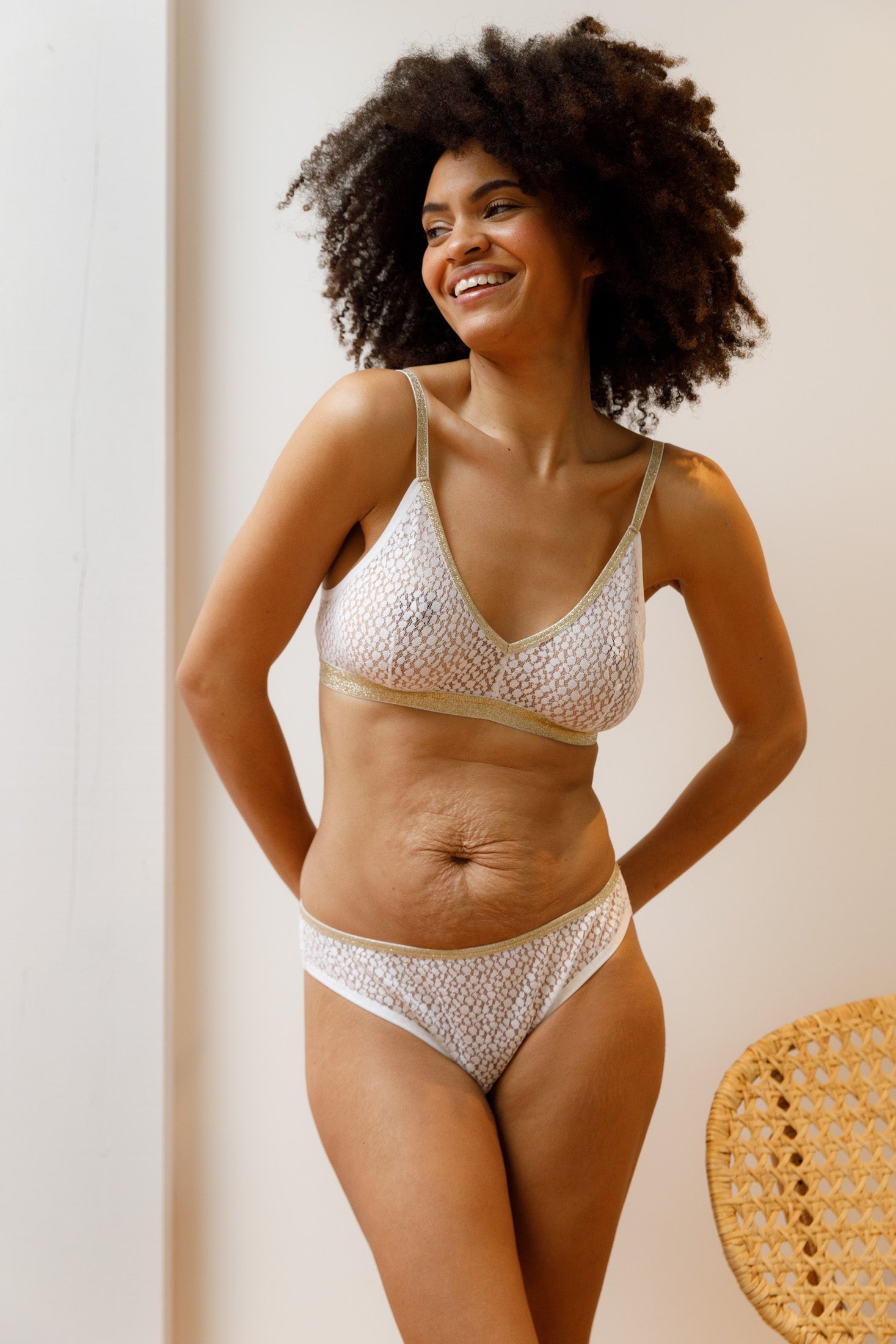 Aurélia  fait du 36 et porte une taille S*