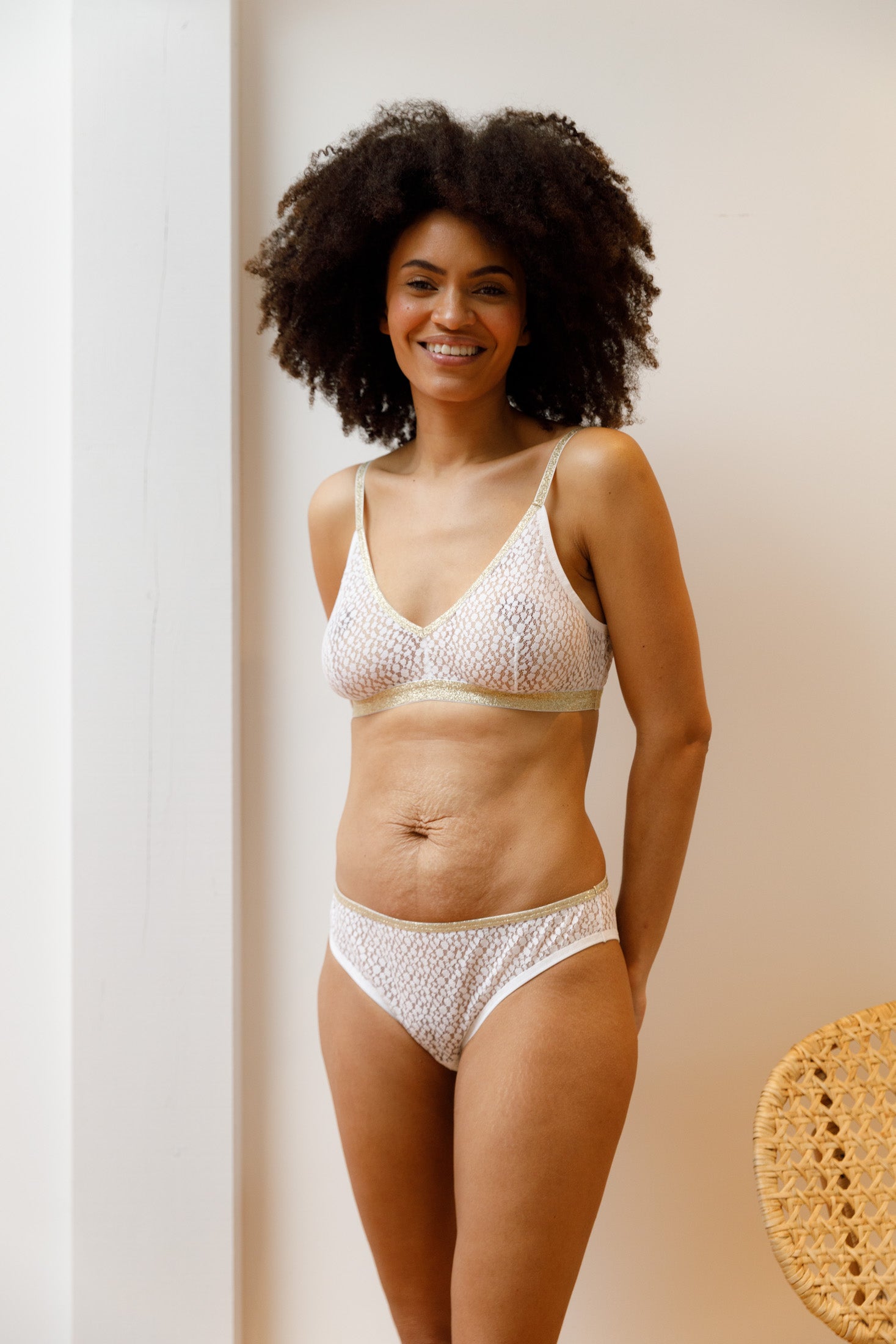Aurélia  fait du 36 et porte une taille S*