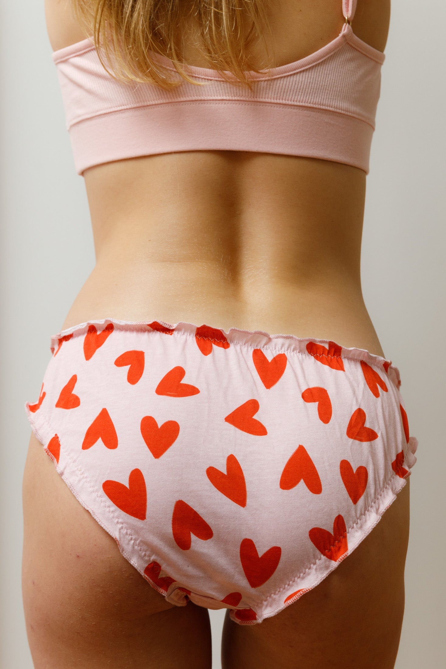 Violette fait du 36 et porte une taille S*
