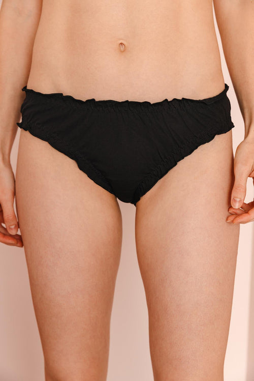 Fannie fait du 34 et porte une taille XS*