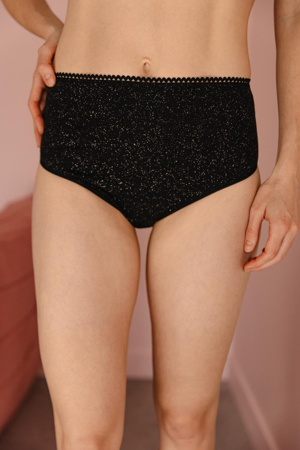 Fannie fait du 34 et porte une taille XS*