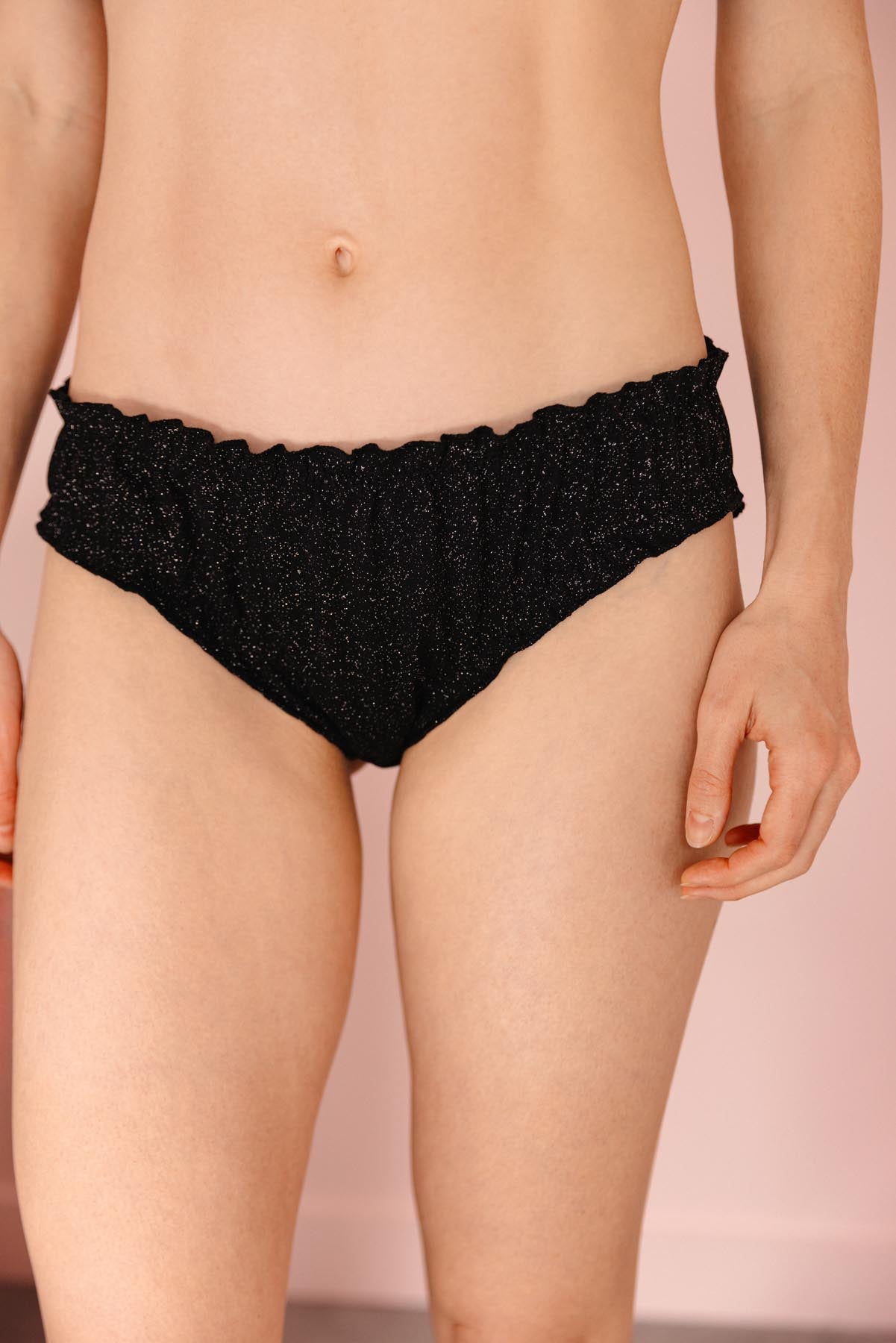 Fannie fait du 34 et porte une taille XS*