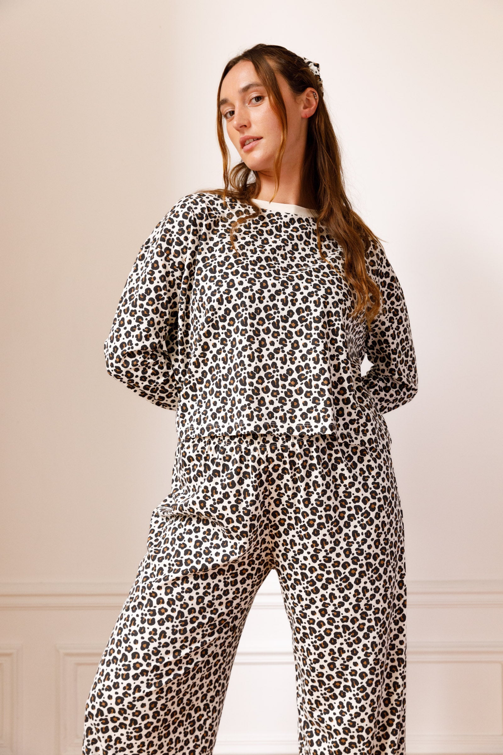 Lorea mesure 1m74, elle fait du 38 et porte une taille M*