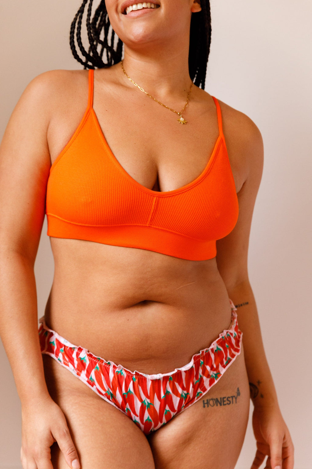 Emma fait du 42 et porte une taille L*