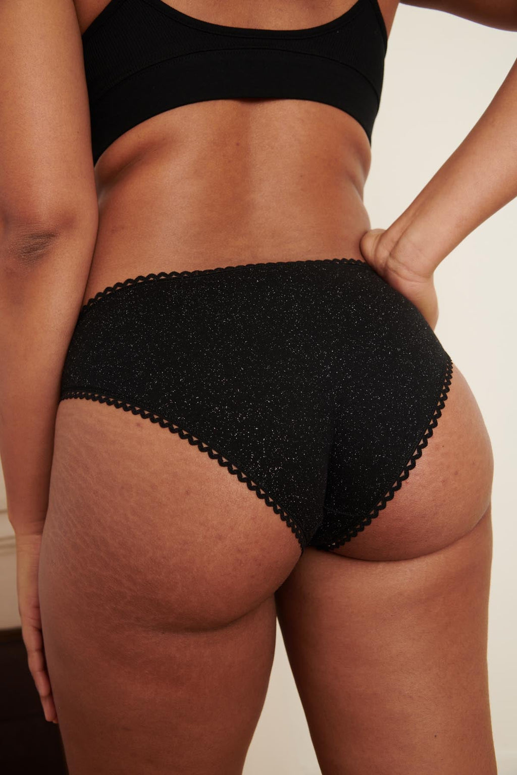 Marie-Charles fait du 38 et porte une taille M*