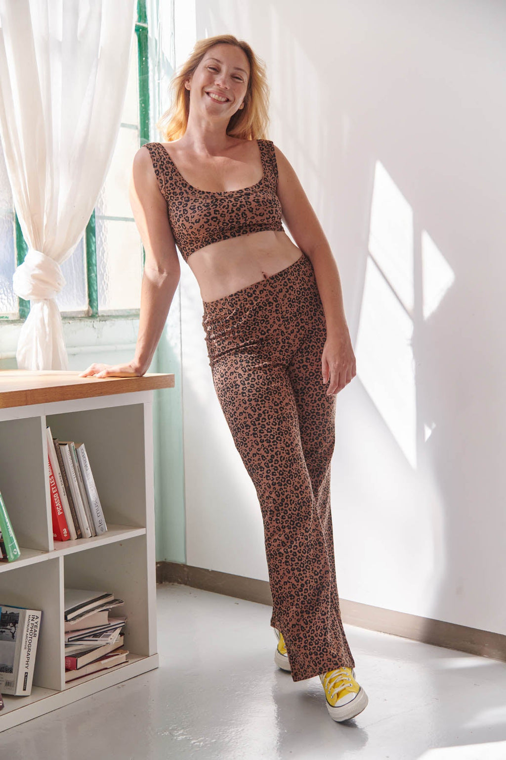 Julie fait du 40 et porte une taille M*