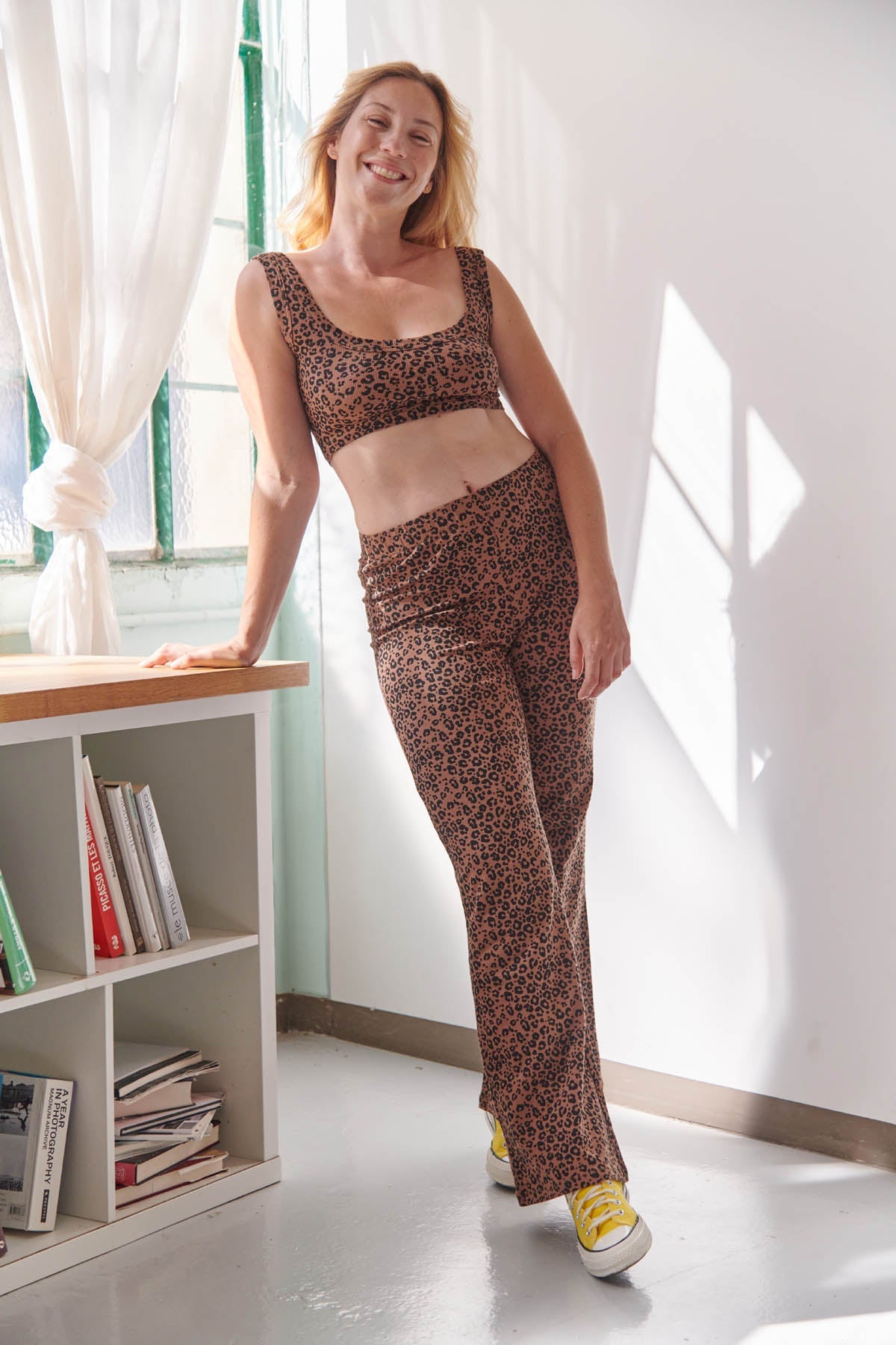 Julie fait du 40 et porte une taille M*