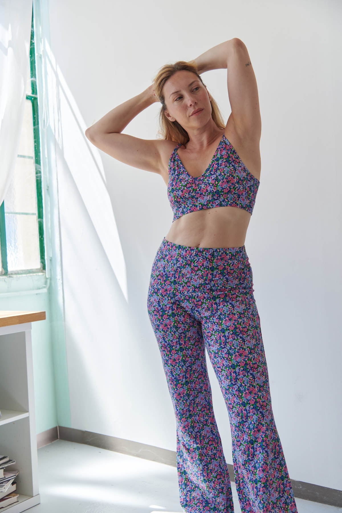 Julie fait du 40 et porte une taille M*