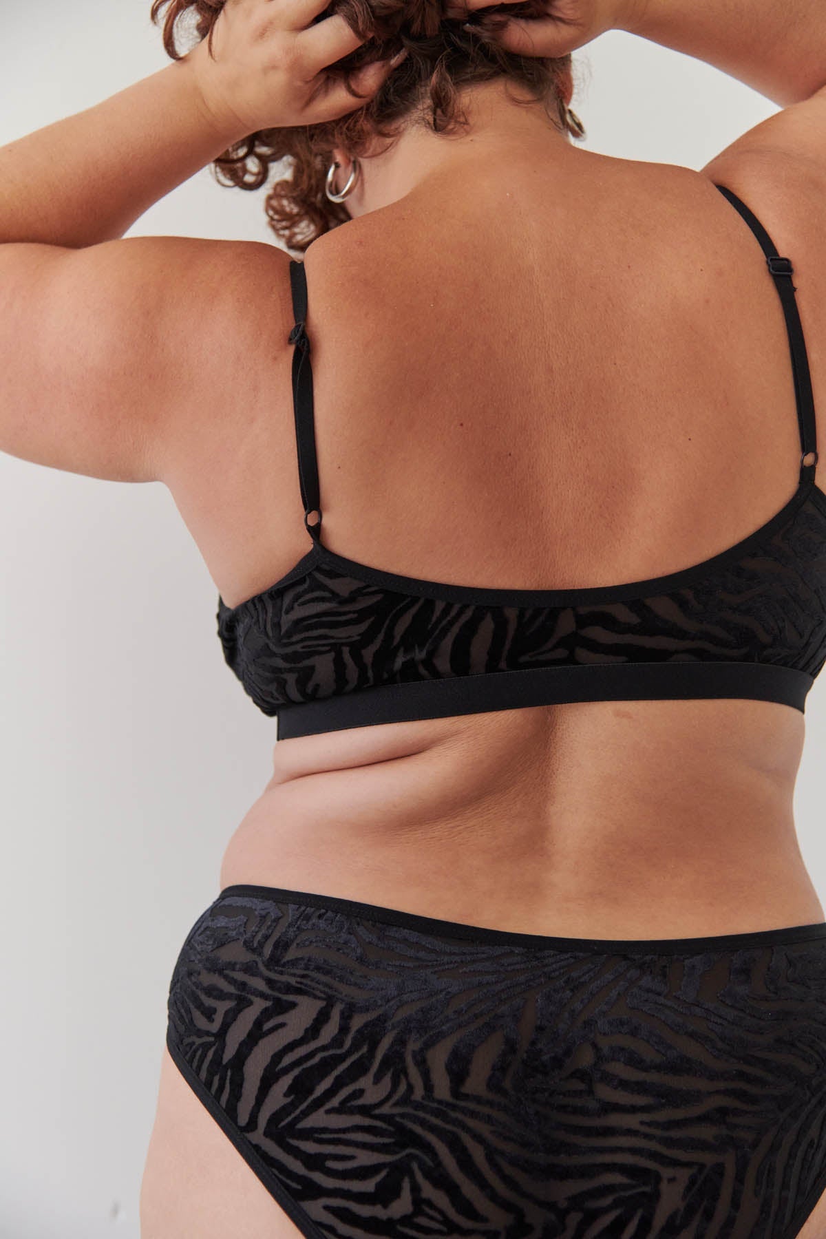 Amandine fait du 44 et porte une taille 2XL*