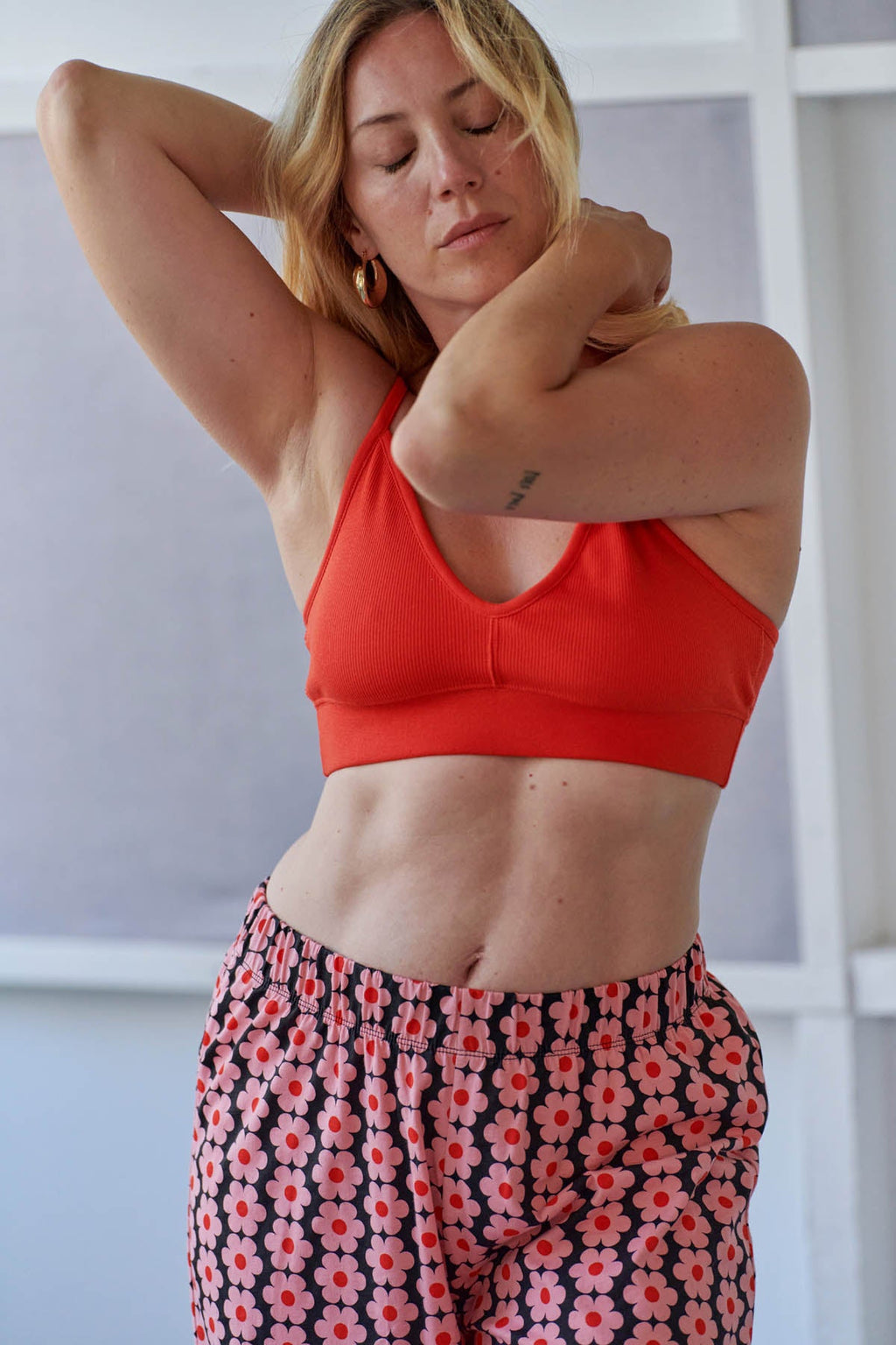 Julie fait du 95B et porte une taille L*