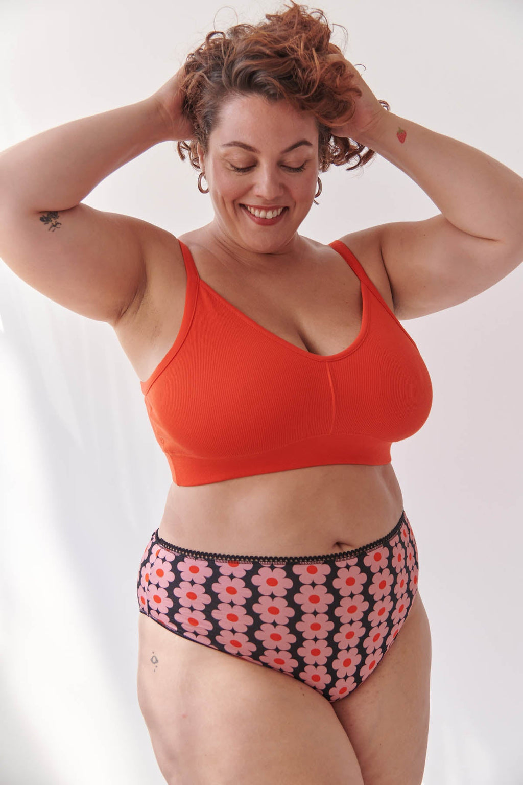 Amandine fait du 100F et porte une taille 3XL*