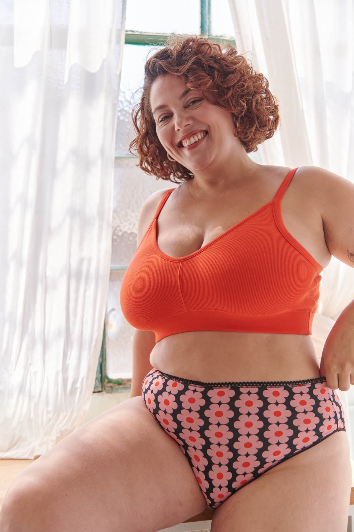 Amandine fait du 100F et porte une taille 3XL*