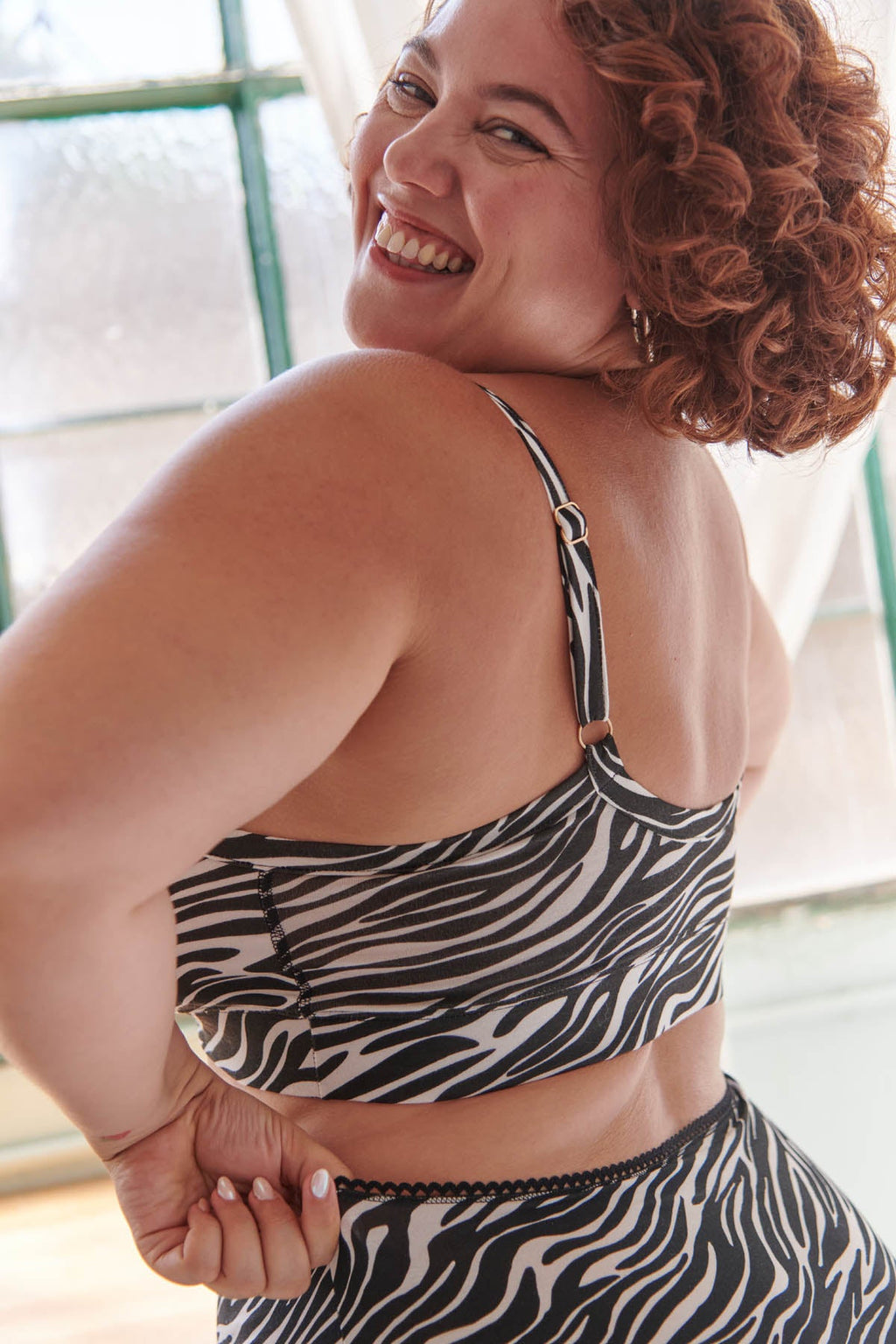 Amandine fait du 100F et porte une taille 3XL*