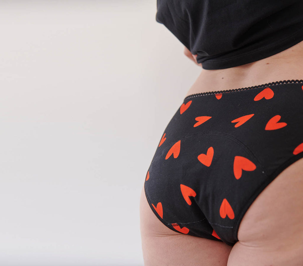 Julie fait du 40 et porte une taille M*