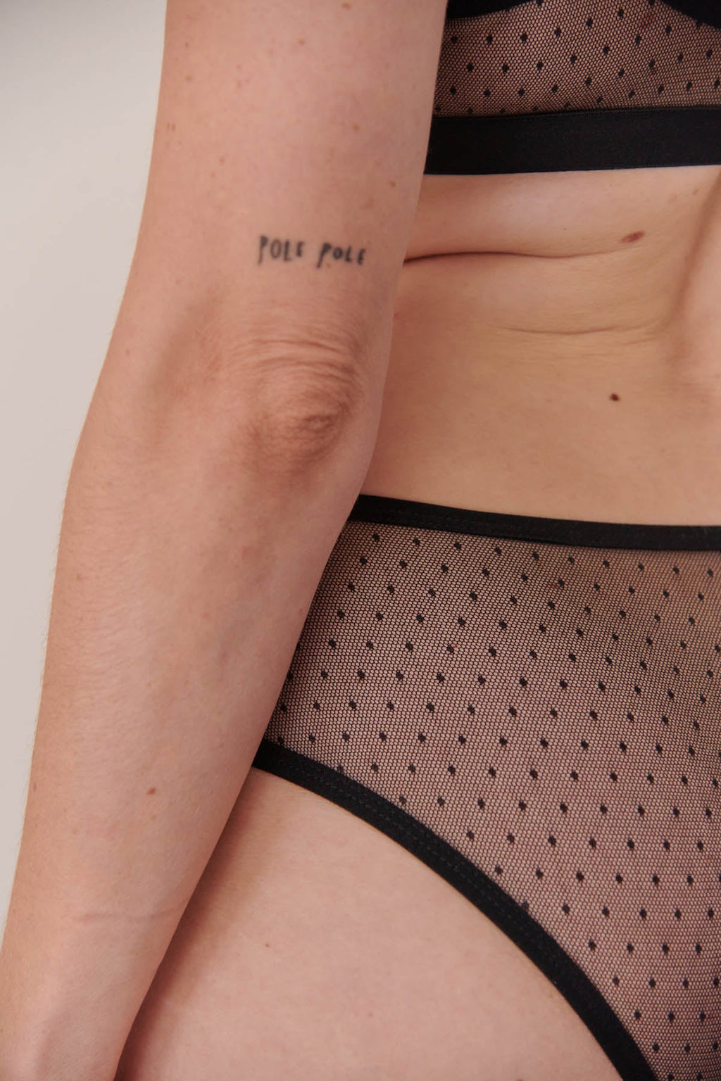 1 BRASSIERE + 1 TAILLE HAUTE TULLE - Pois Noir