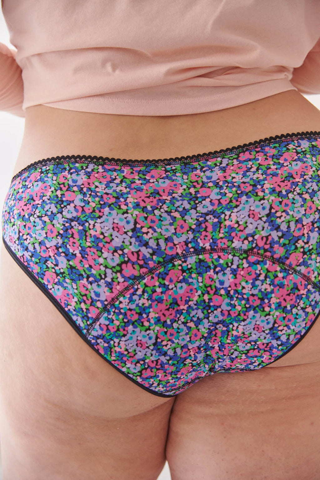 Amandine fait du 44 et porte une taille 2XL*
