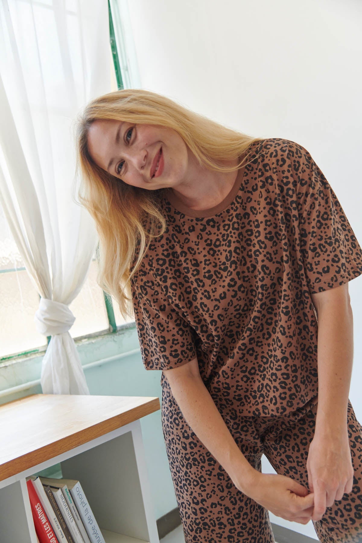 Julie fait du 40 et porte une taille M*