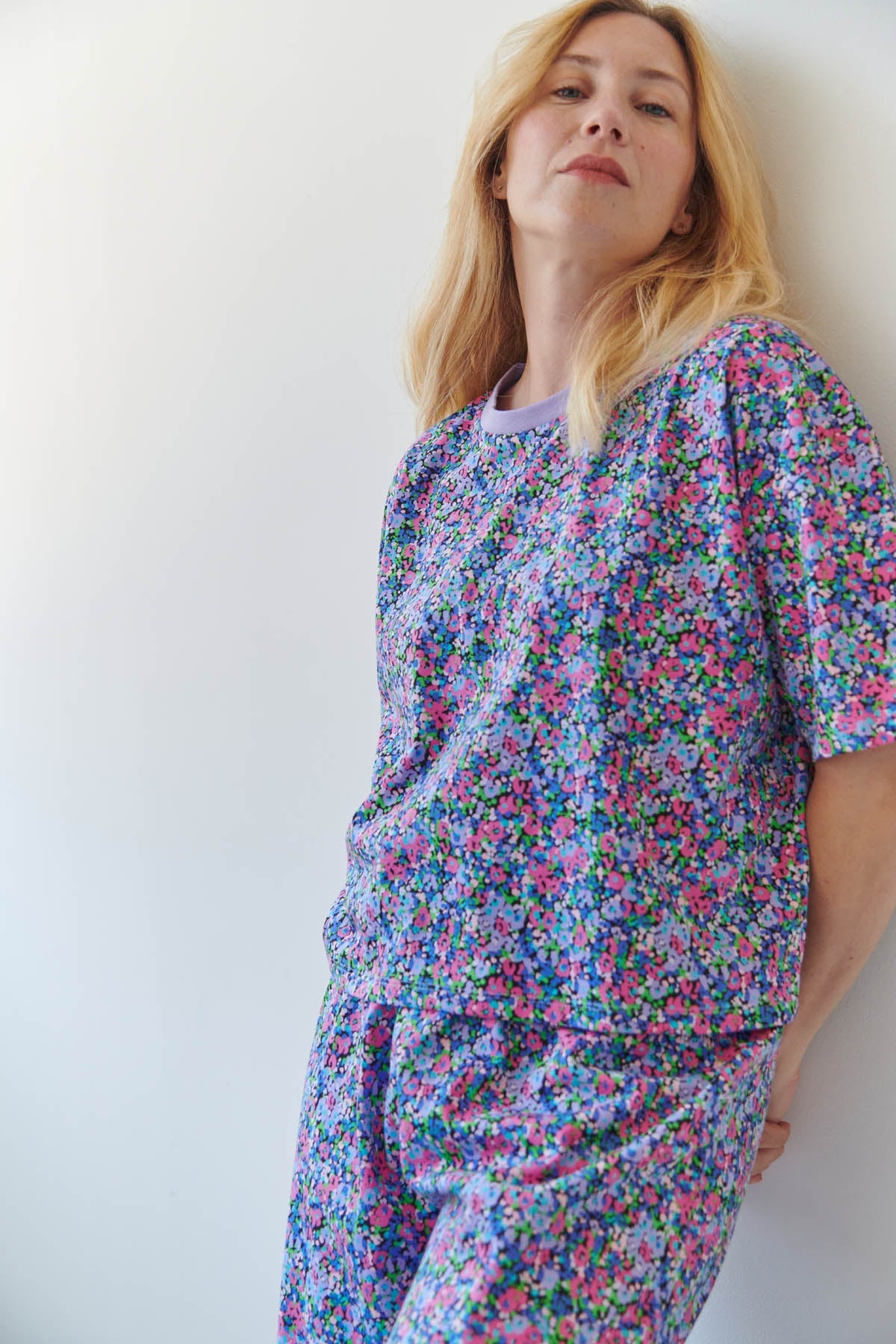 Julie fait du 40 et porte une taille M*