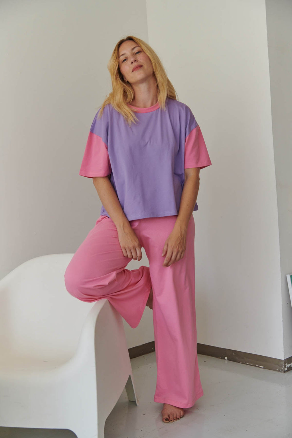 Julie fait du 40 et porte une taille M*