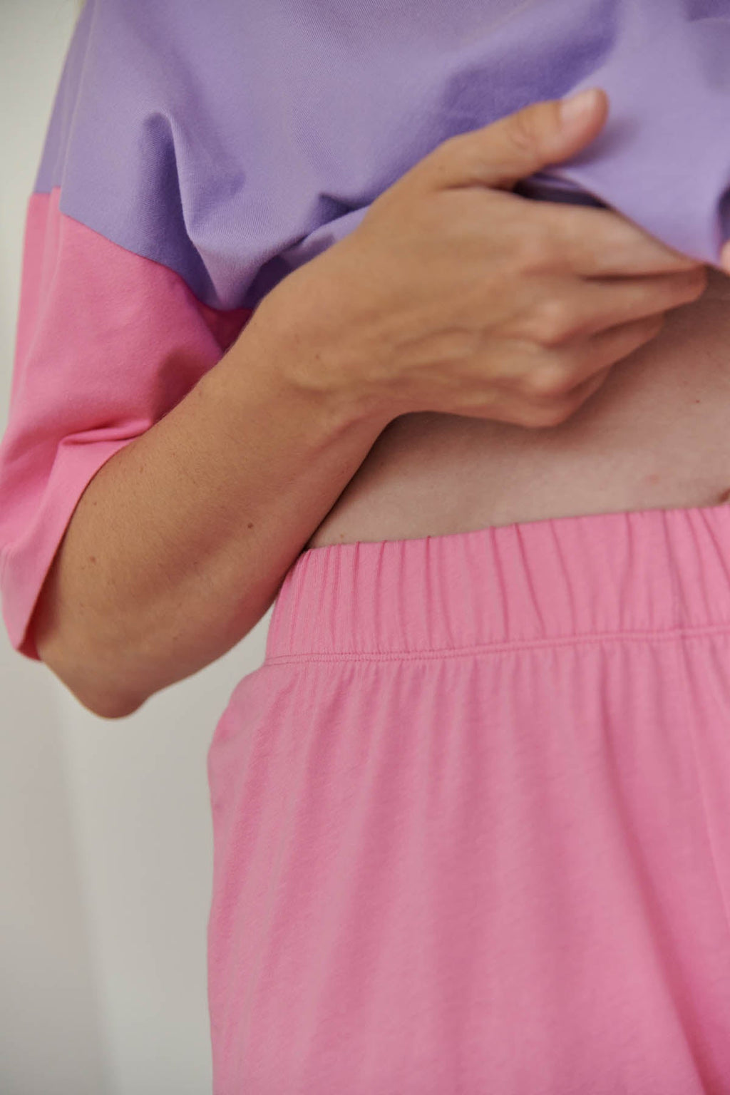 Julie fait du 40 et porte une taille M*
