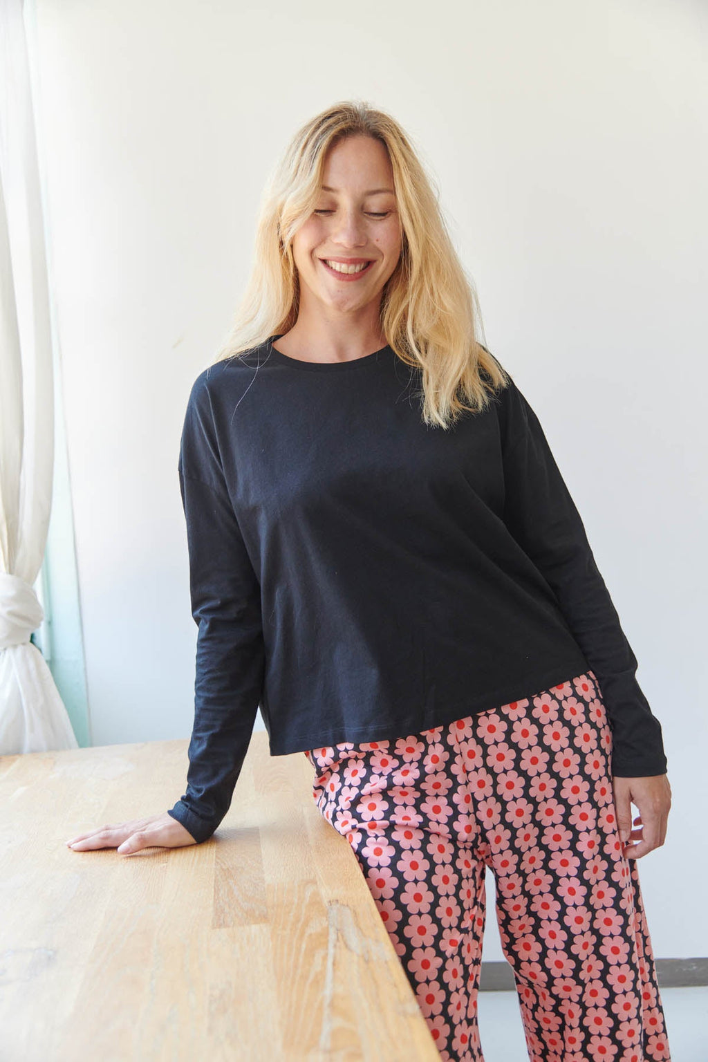 Julie fait du 40 et porte une taille M*