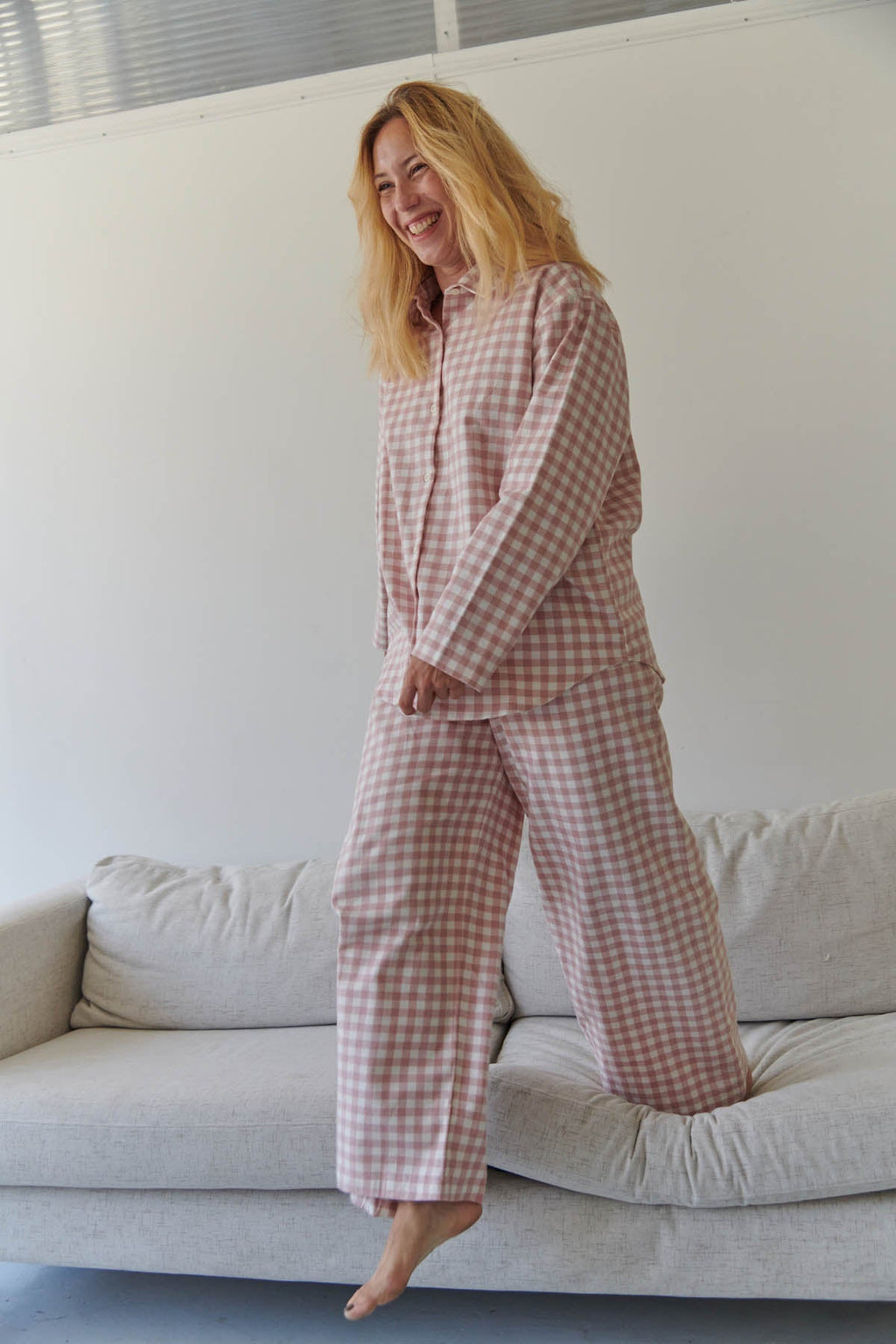 Julie fait du 40 et porte une taille M/L*