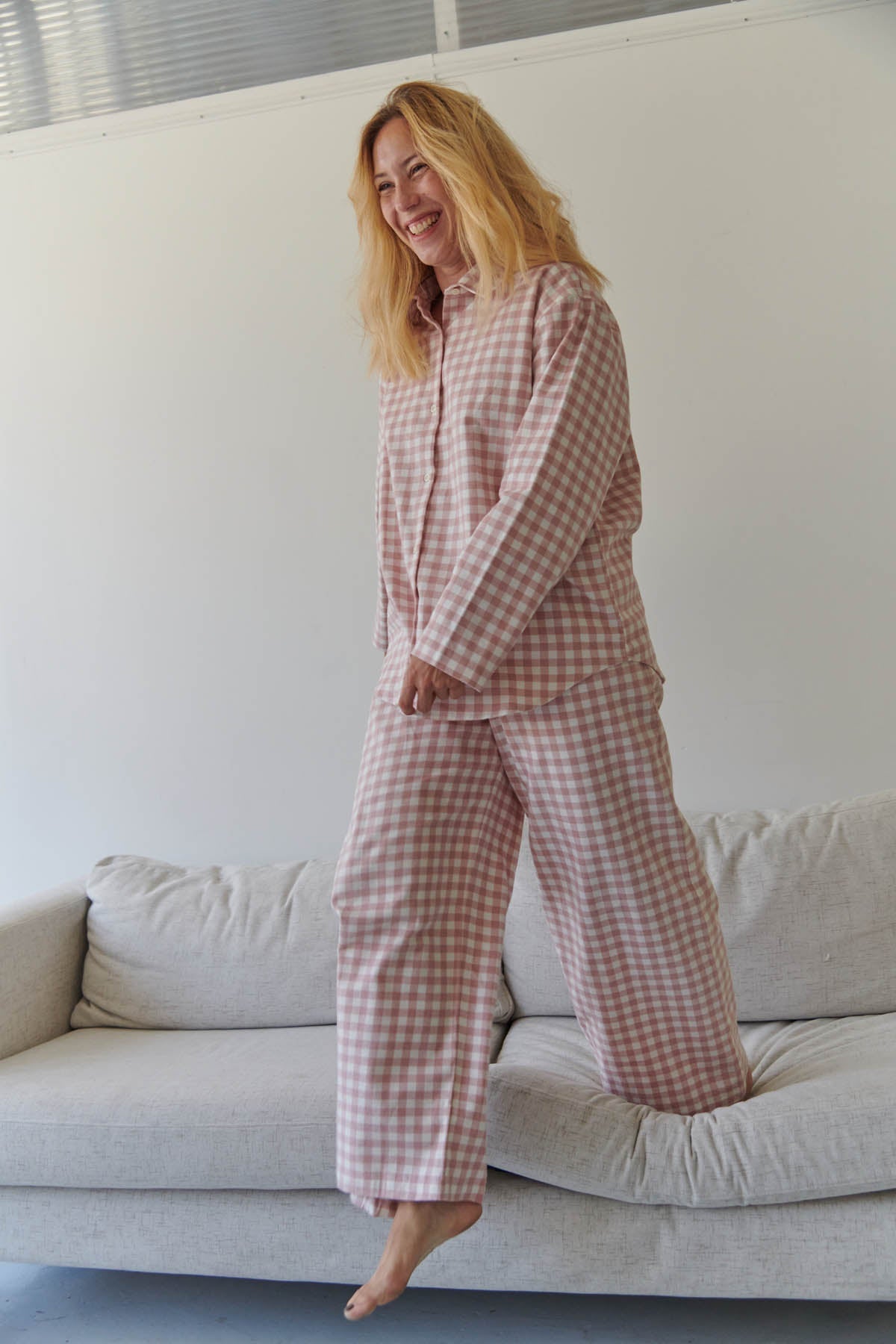 Julie fait du 40 et porte une taille M/L*