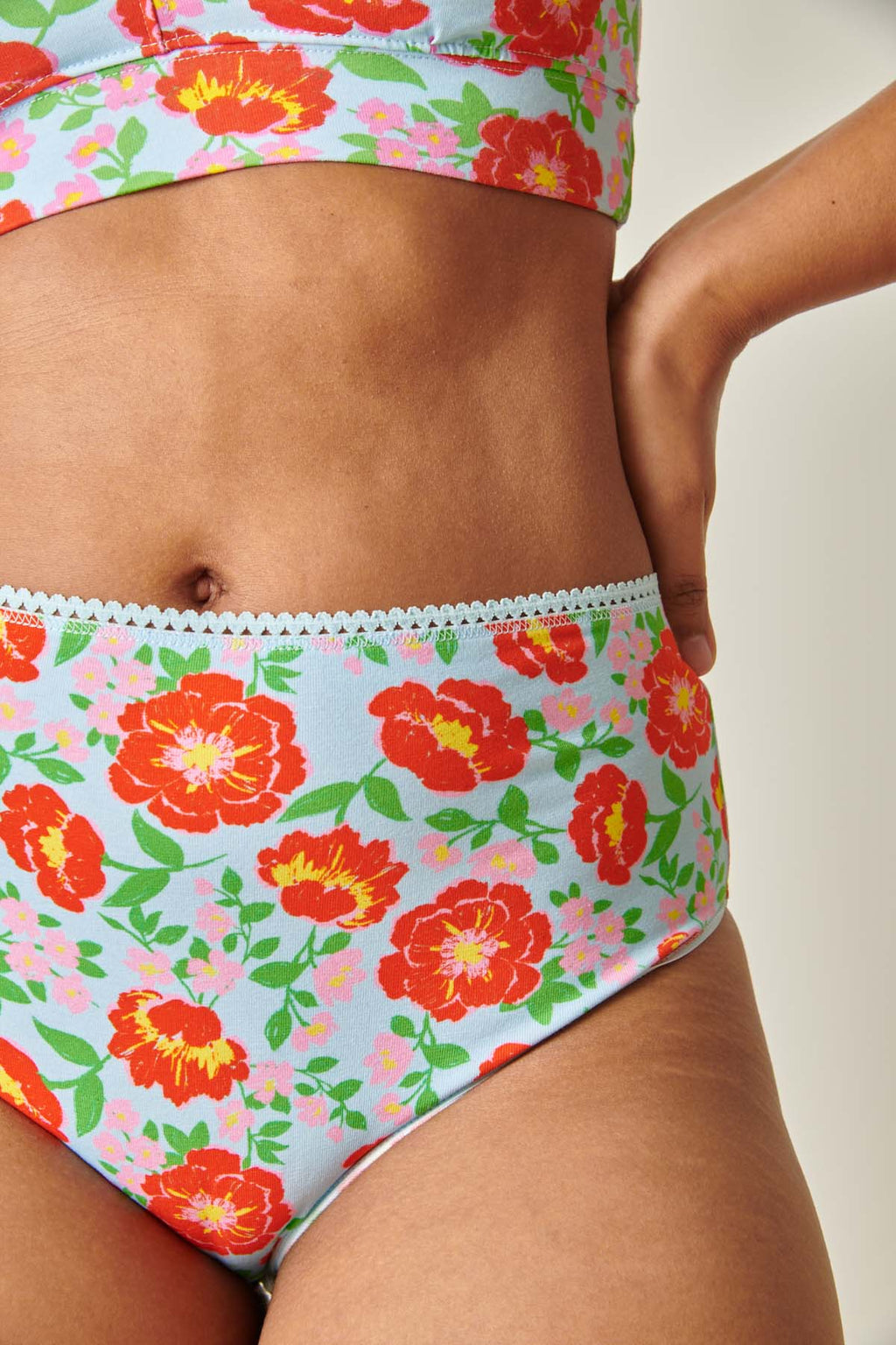 Marie-Charles fait du 38 et porte une taille M*