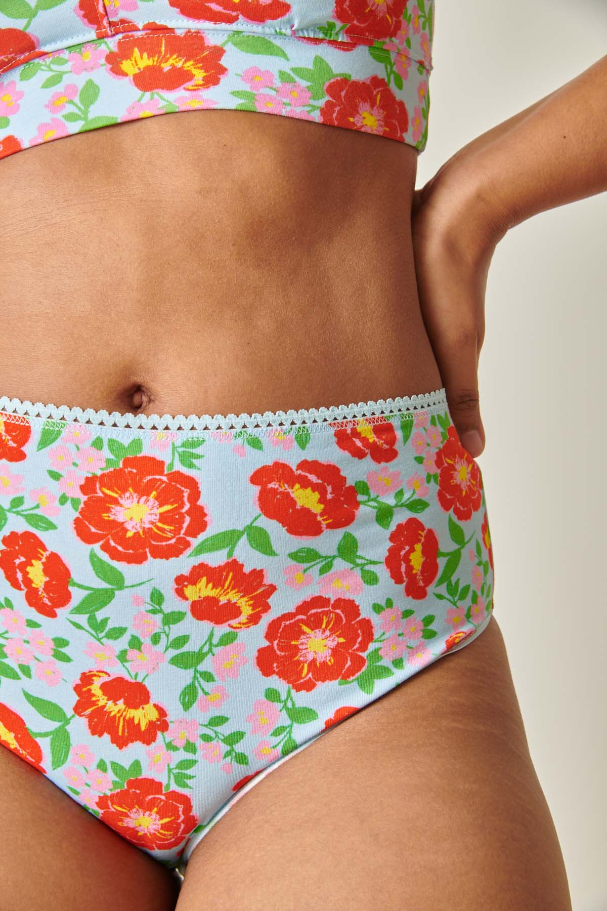 Marie-Charles fait du 38 et porte une taille M*
