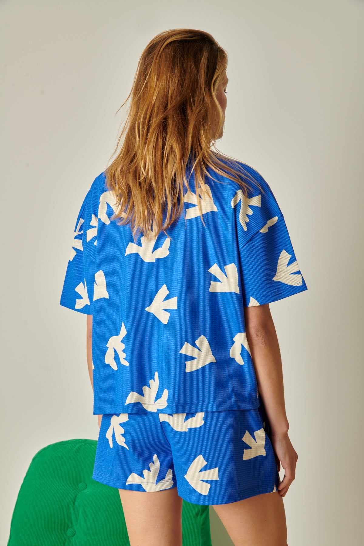 Violette fait du 36 et porte une taille S*