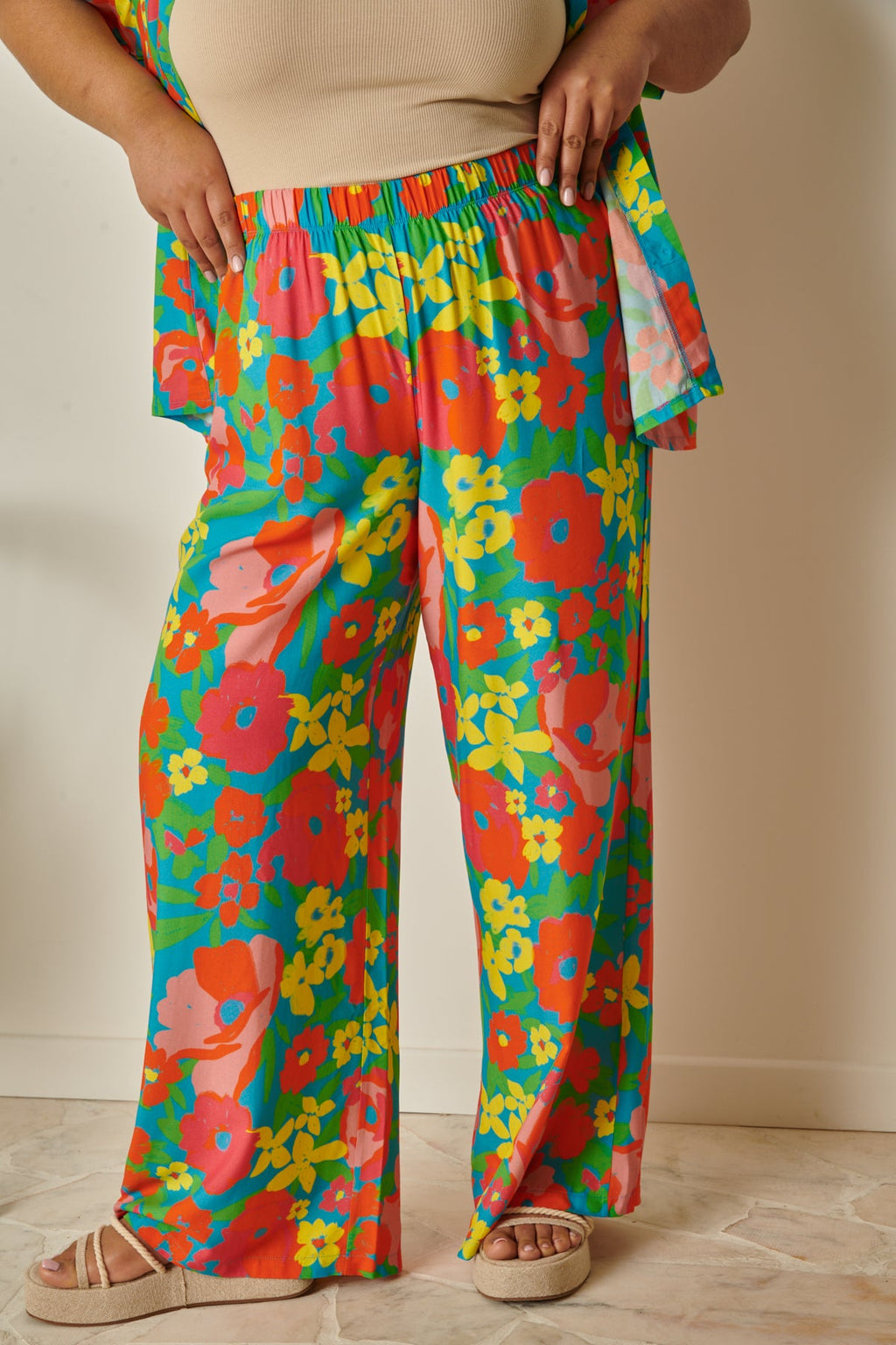 Hoby fait du 46 et porte une taille XL/2XL*