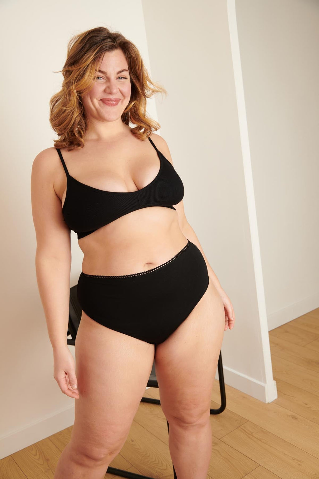 Isaure fait du 42 et porte une taille L*