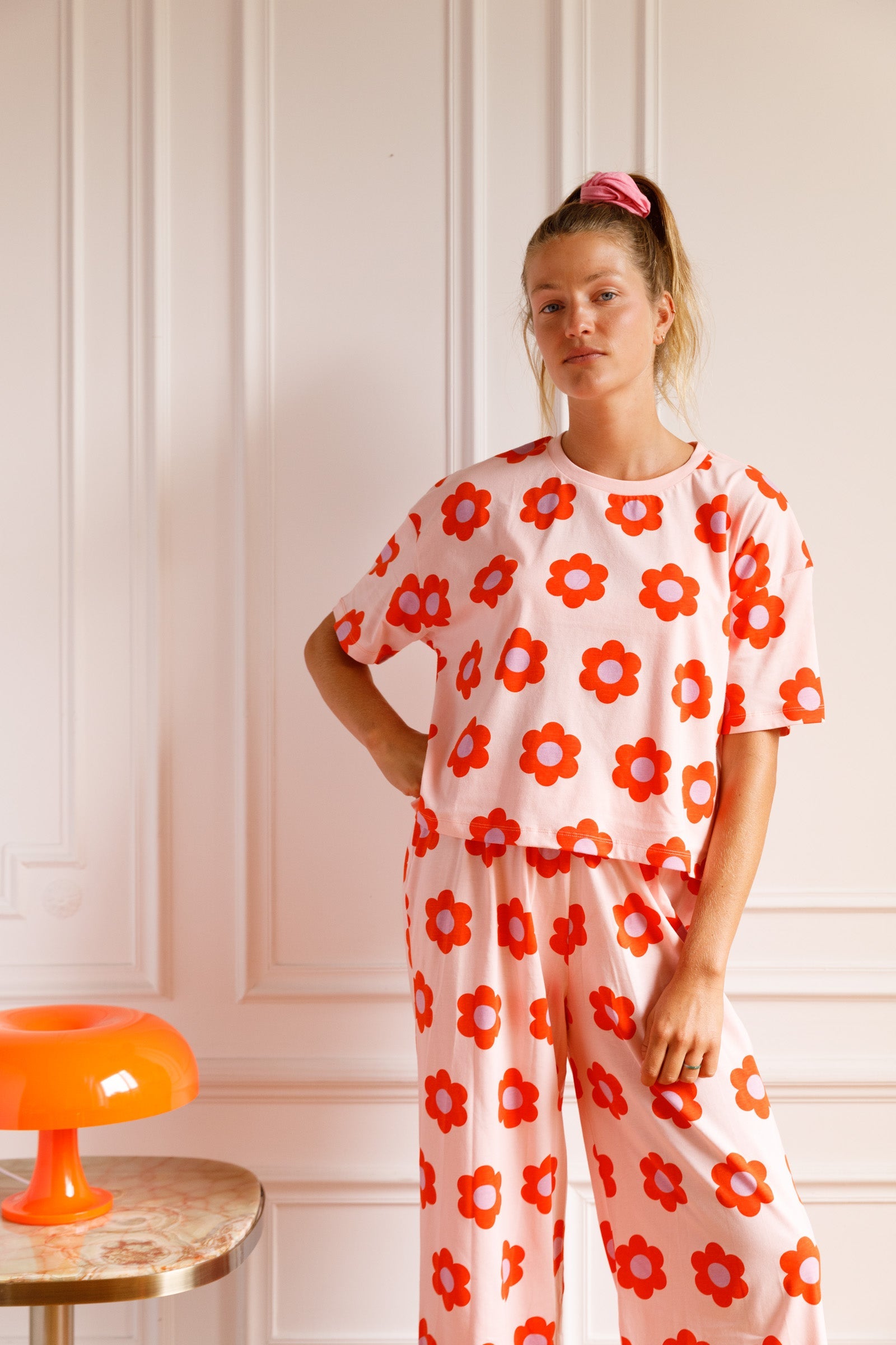 Violette fait 1m75 et du 36, elle porte une taille S*
