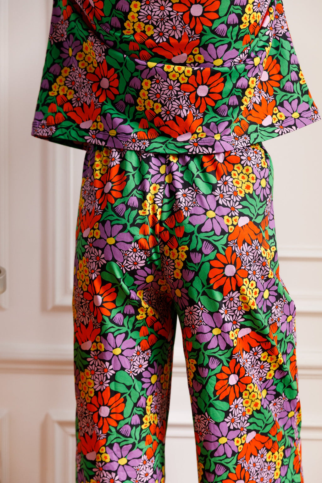 Violette fait 1m75 et du 36, elle porte une taille S*