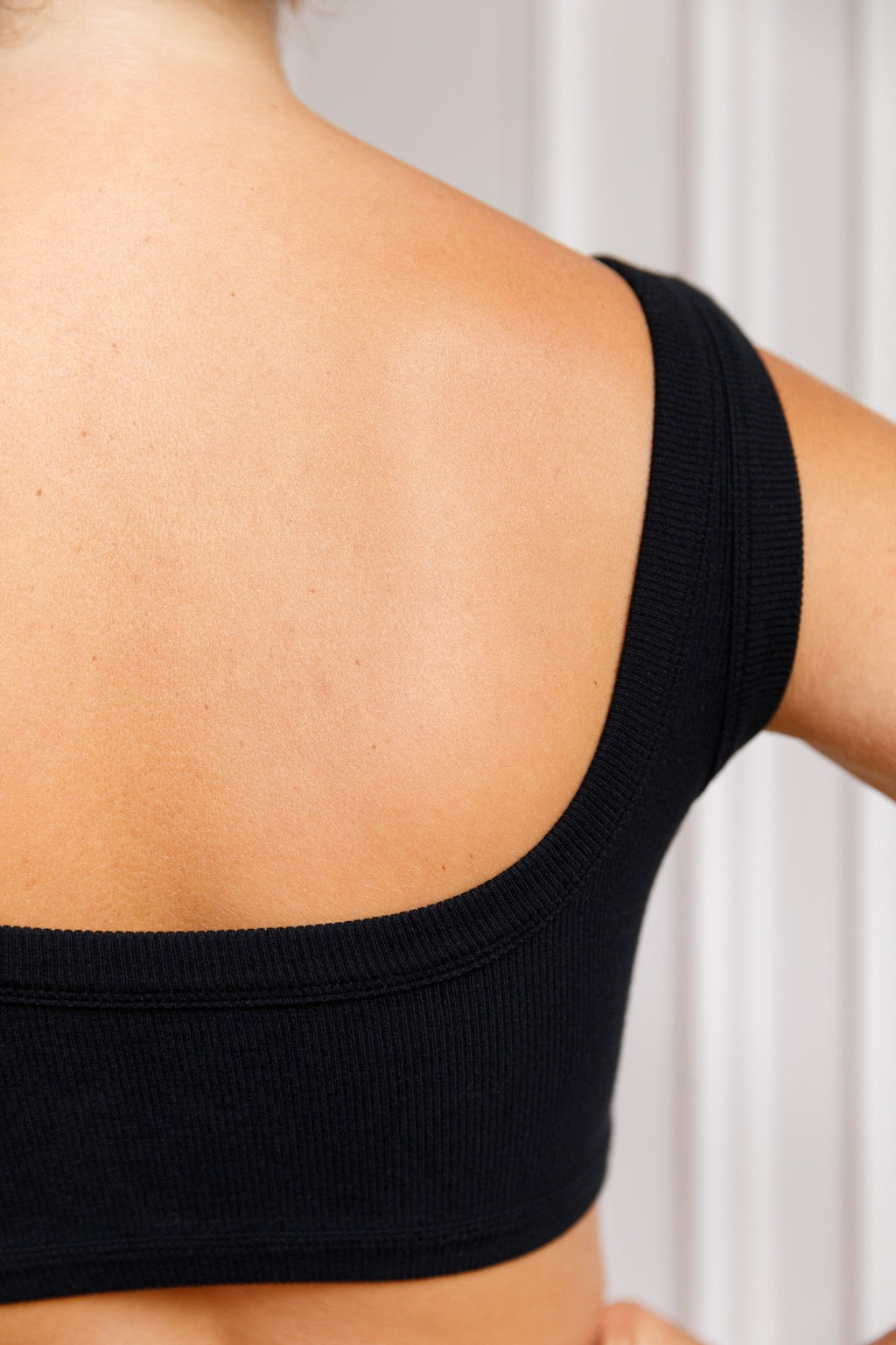 Violette fait du 36 et porte une taille S*