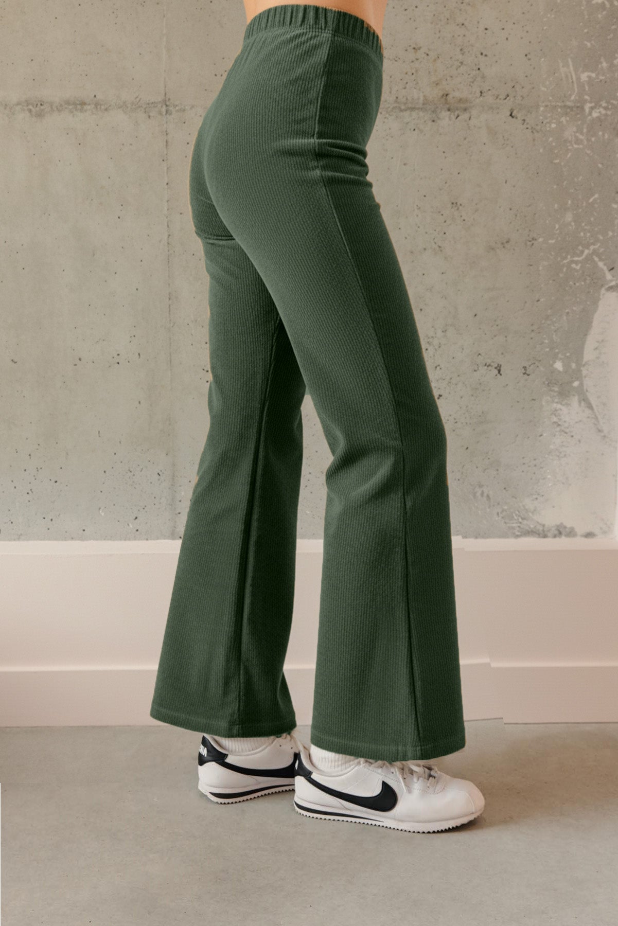 Pantalon Évasé Velours Côtelé - Kaki